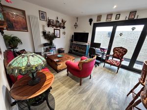 Lounge area- click for photo gallery